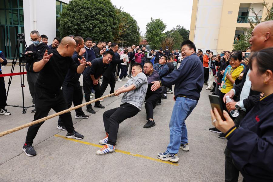 1670294353570426B6E4.jpg AWP_9162.JPG