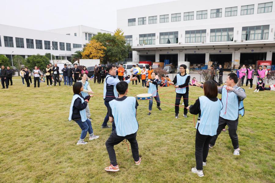 16702944122445099E0B.jpg AWP_9515.JPG