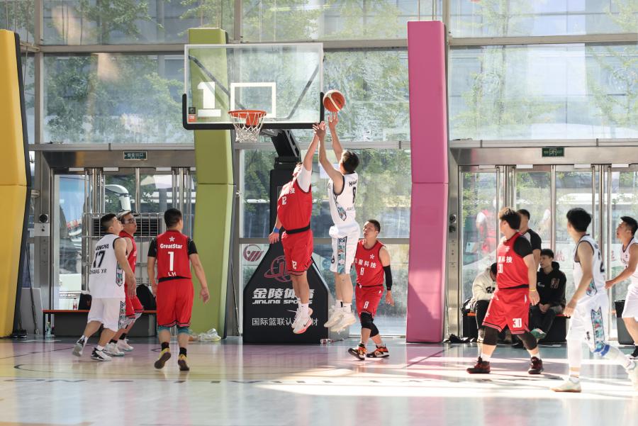 16740308261813615B8C.jpg AWP_0374.jpg