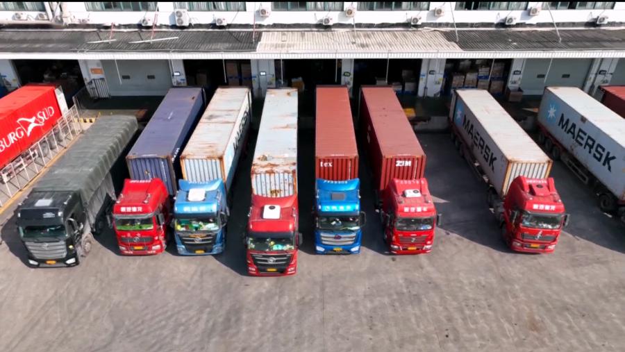 1675303021320745F9DA.jpg 物流中心.jpg