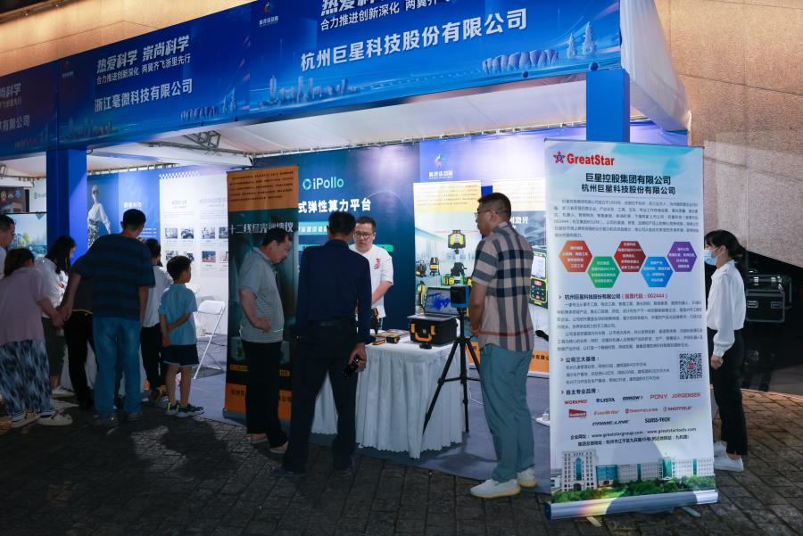 1684587993146107p77F.jpg AWP_2551.jpg